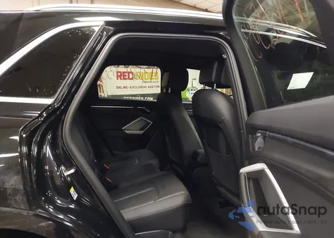 2021 Audi Q3 Premium 45 Tfsi S Line Quattro Tiptronic z USA, uszkodzony, nr VIN WA1DECF36M1038381